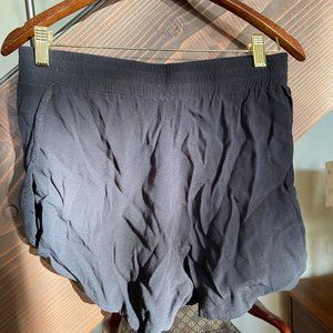 Black cloth high hip shorts